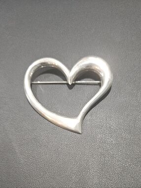 Sterling Silver 925 Heart Pin Brooch Marked THA SU